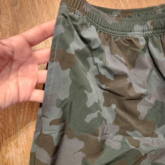 NWT CHUBBIES Men's"You Can't See Mes" Athlounger Green Camo Shorts Size Medium - Picture 7 of 12
